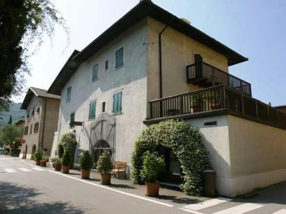 Locanda Restel De Fer Riva del Garda Buitenkant foto
